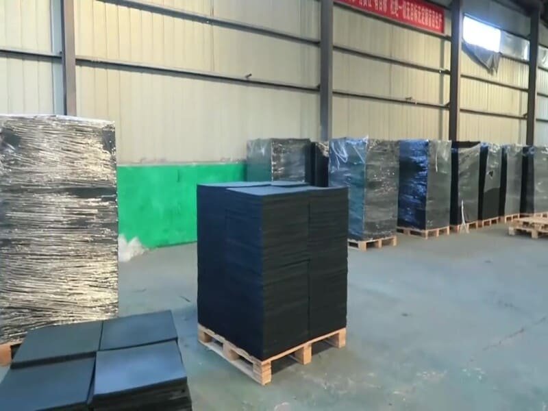 trowel size for gym floor glue